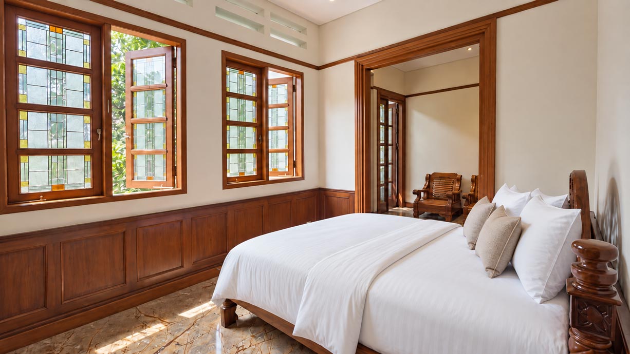 Dijual Rumah Classic Antique Luxury di Menteng, Jakarta Pusat – SHM Ready — Property Photo 8