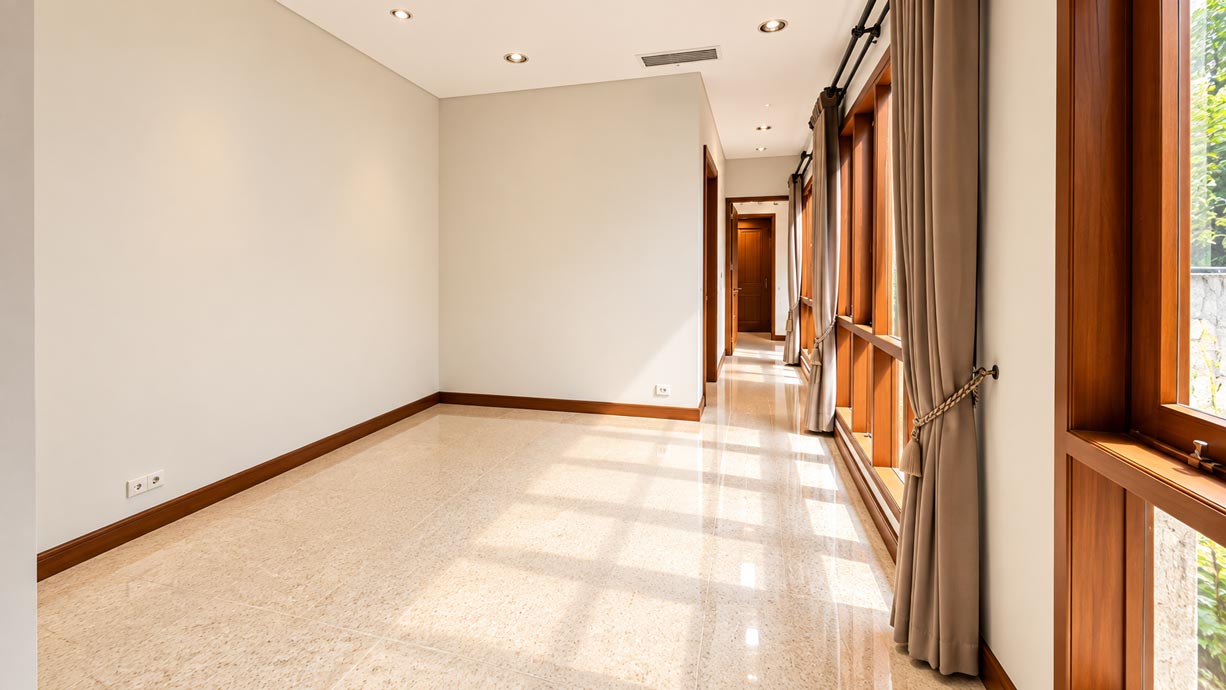 Dijual Rumah Classic Antique Luxury di Menteng, Jakarta Pusat – SHM Ready — Property Photo 9
