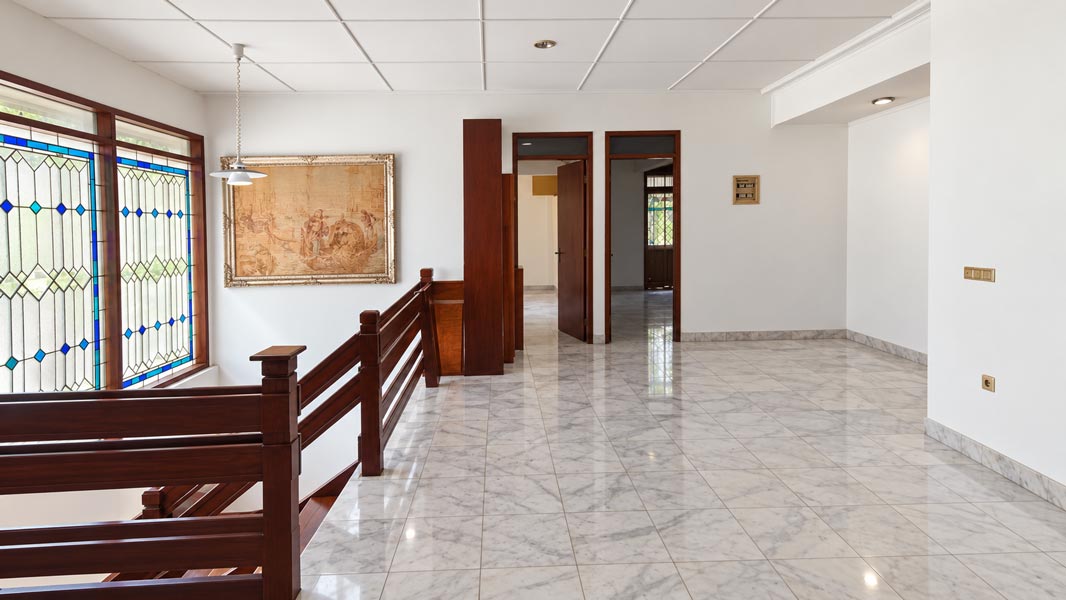 Dijual Rumah Mewah Prime Location Pondok Indah Jakarta Selatan, Luas Tanah 964 m² dengan Kolam Renang — Property Photo 8