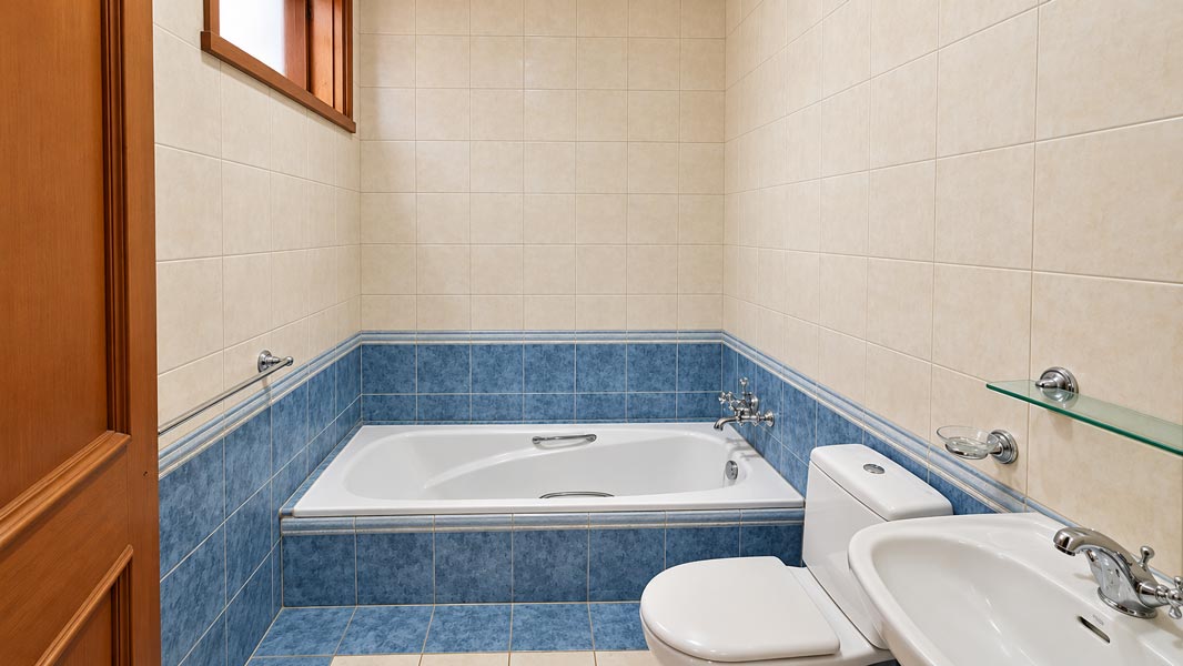 Rumah Mewah Dijual Taman Kemang Jaya Jakarta Selatan Luas 990 m², SHM — Property Photo 10