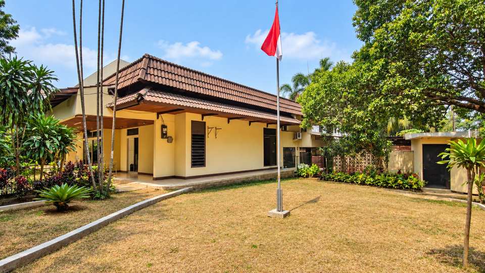 FOR SALE: Rumah Tua Hitung Tanah Prime Location di Jl. Pakubuwono, Kebayoran Baru — Property Photo 4